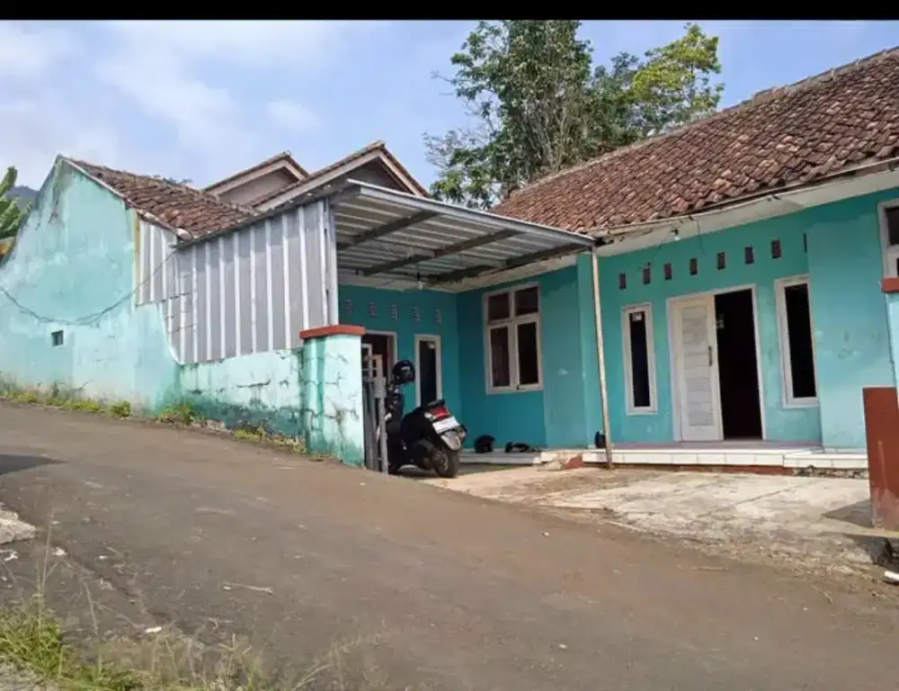 Dijual Cepat Rumah Sisi Jalan Masuk Mobil