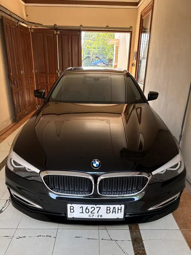 BMW 530i Luxury