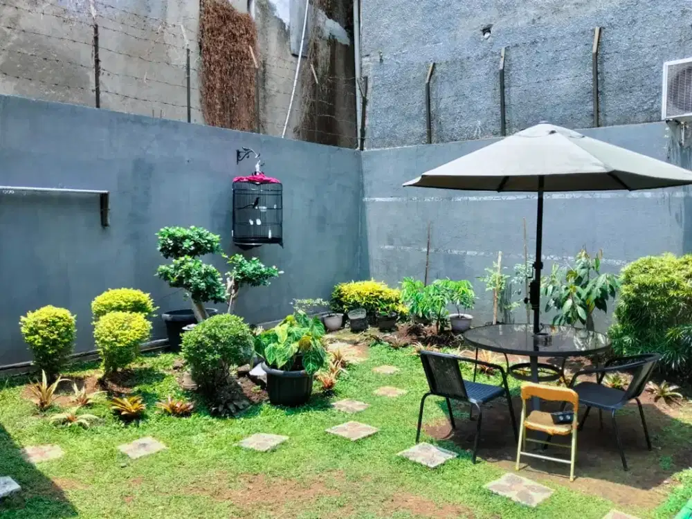 SELANGKAH Dari Kantor Pemkot Cimahi Rumah LUAS dijual MURAH