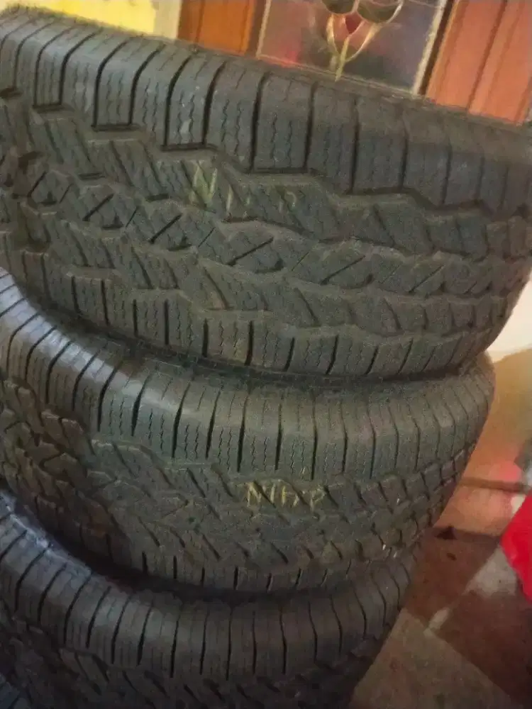 ban gt radial 265 60 at 2026 4 pcs  velg venom baru jalan 900km