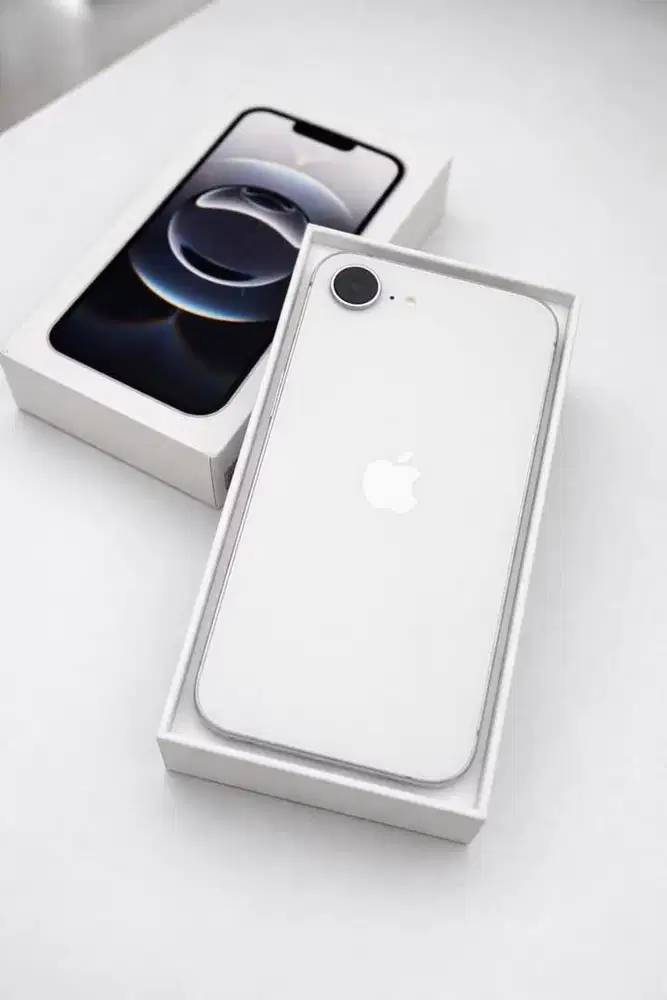 Apple iPhone 16e White resmi garansi 6/27