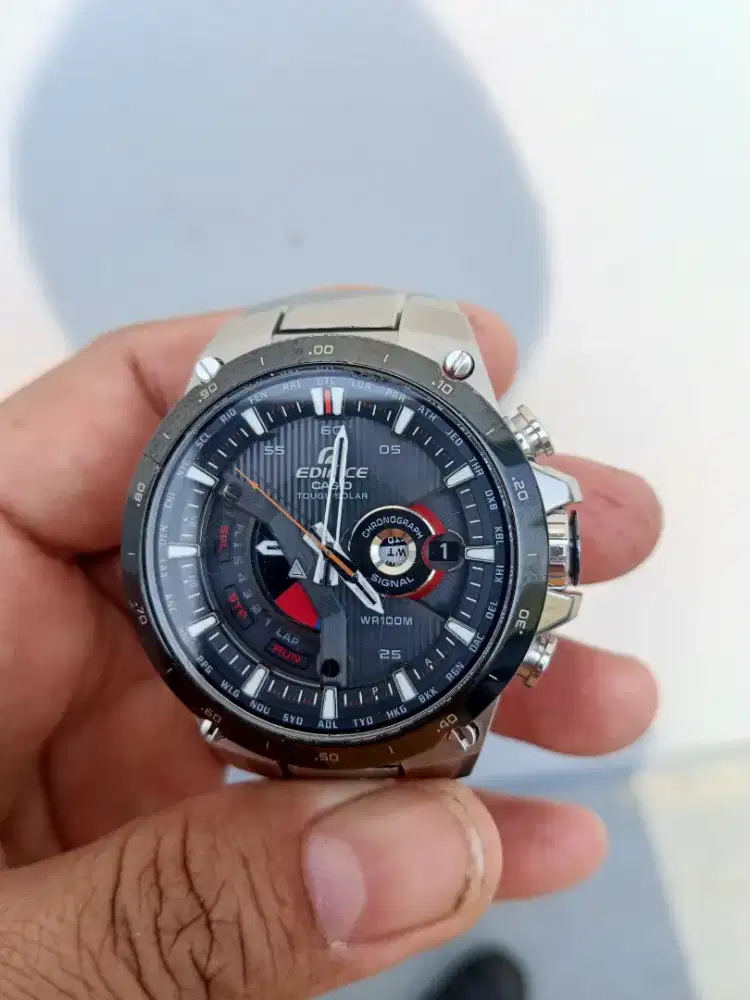 Di jual jam Casio edifice tough solar EQS A1000