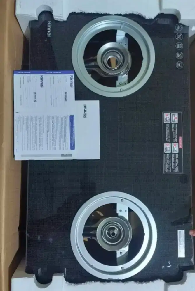 DIJUAL BU!! RINNAI : KOMPOR GAS KACA 2 TUNGKU RI 712 GA(B)/ 712 GA(W)