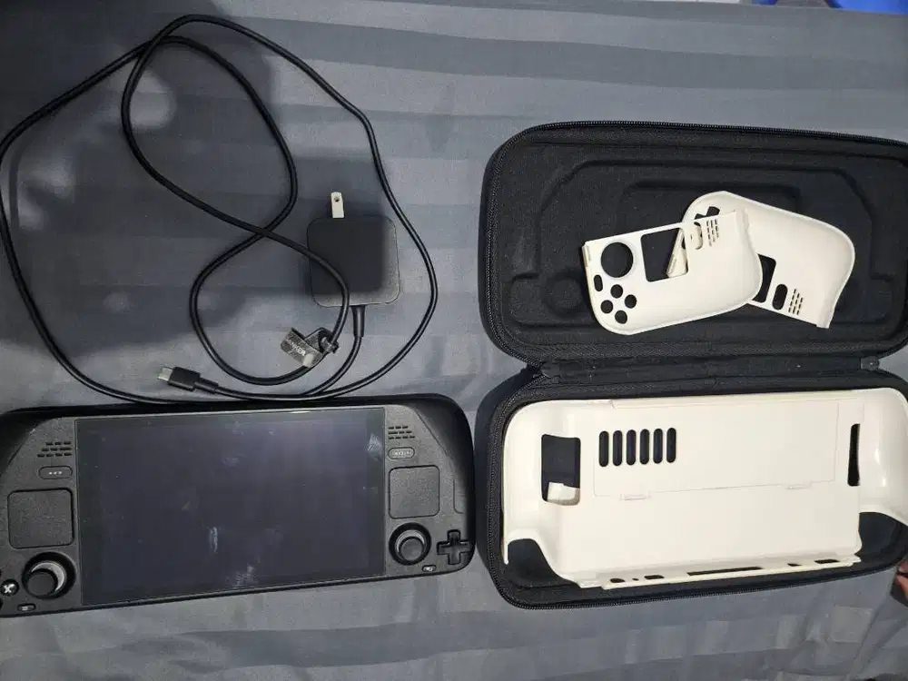 Steam deck console 256gb + 256gb card