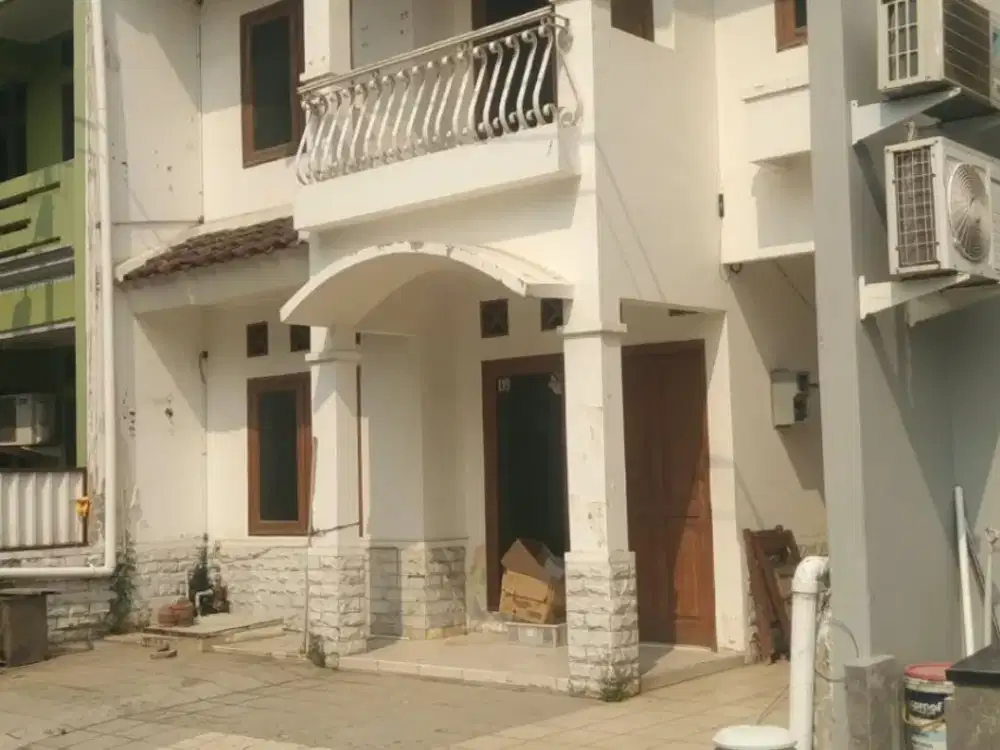 MURAH !! DISEWAKAN RUMAH 2 LANTAI KELAPA GADING UNFURNISHED