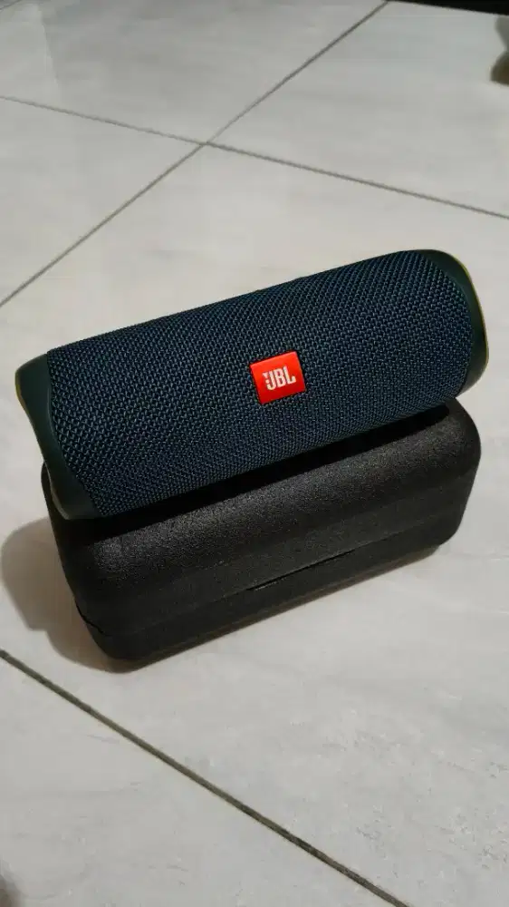 Speaker Jbl Flip 5 bekas normal jaya