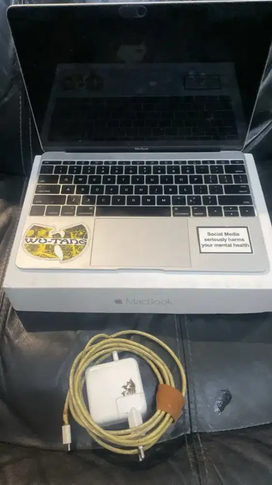 Jual cepat macbook 2015
