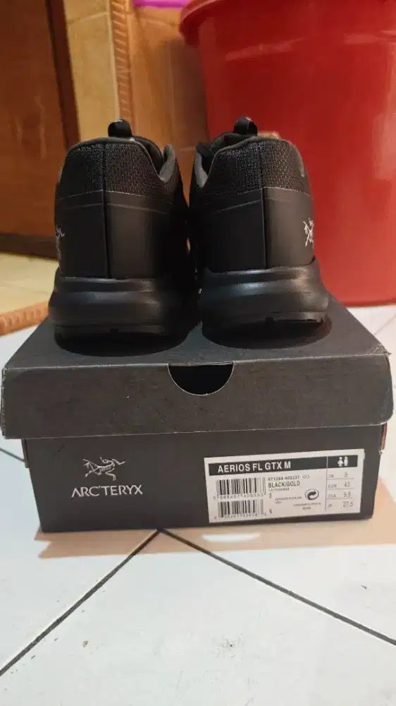 Sepatu Arc'teryx