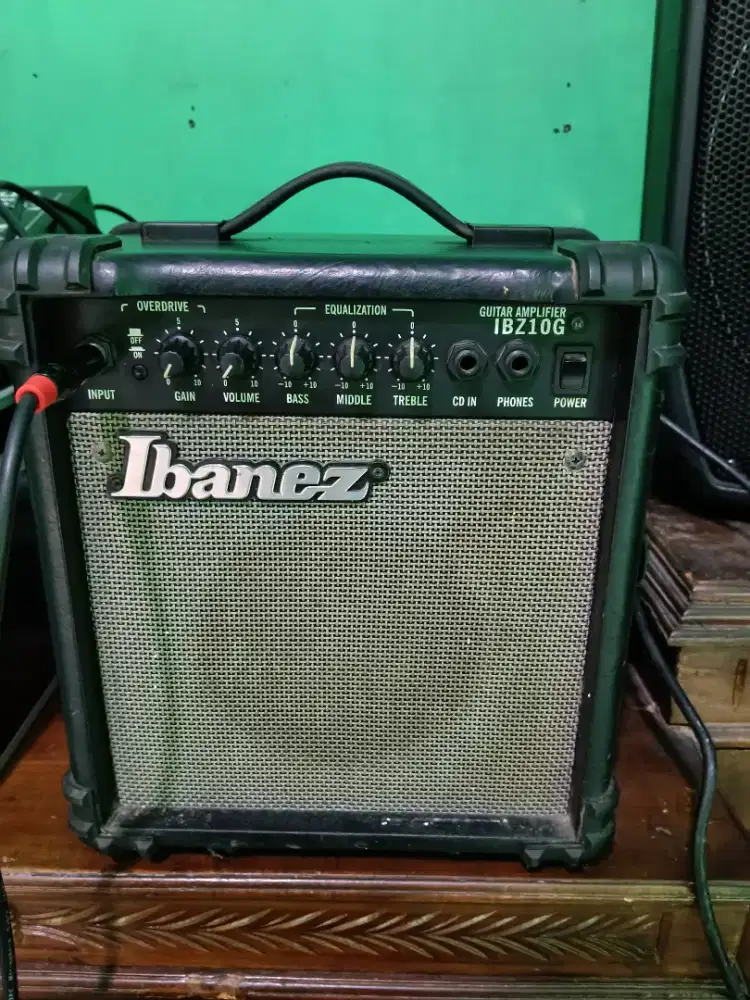 Ampli gitar ibanez