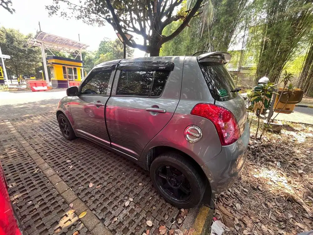 Suzuki Swift 2008 Bensin