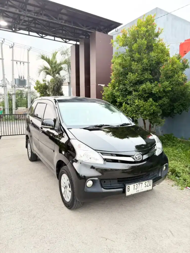 Xenia R Delux 2012 MT