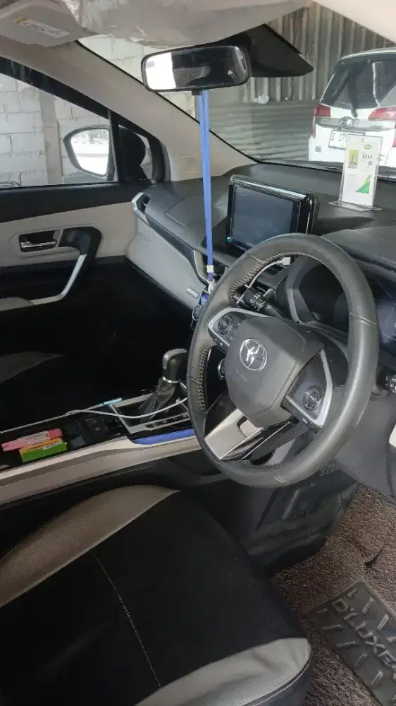 Sewa Mobil New Avanza Surabaya