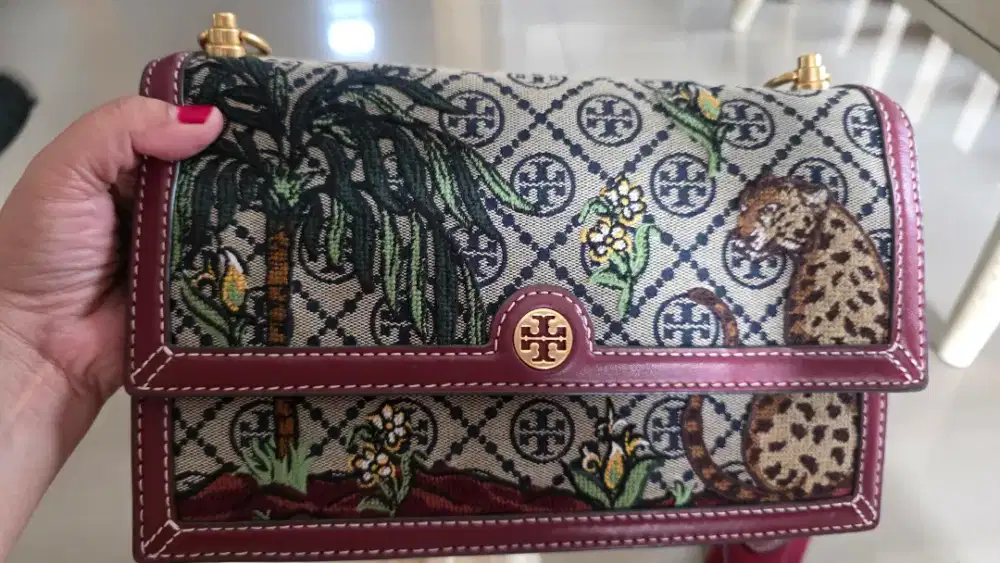 Preloved Tory Burch original
