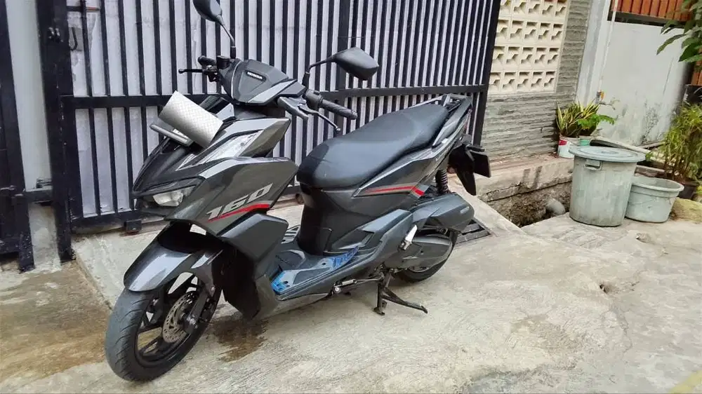 Honda Vario 160 CBS 2022 - Mesin Standard, PAJAK FULL 1 TAHUN GRES!
