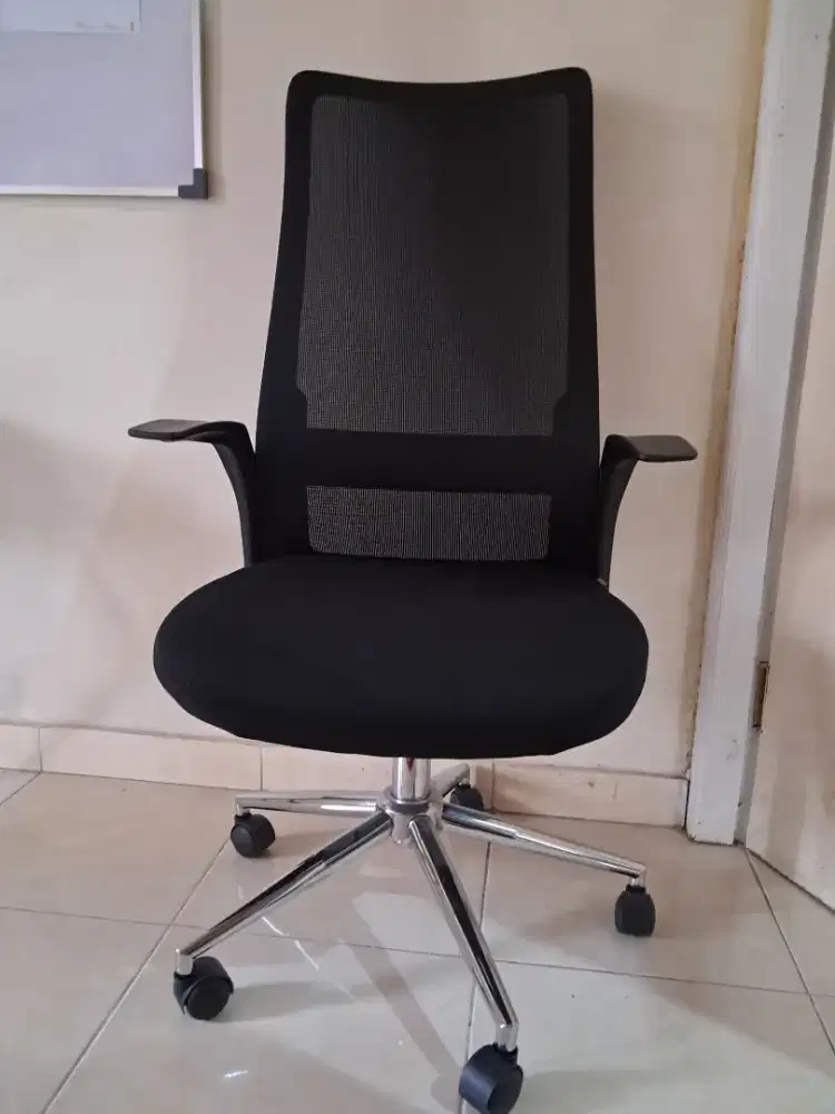 Lumos Kursi Kantor Sandaran Tinggi - Hitam Office Chair Kursi Kerja