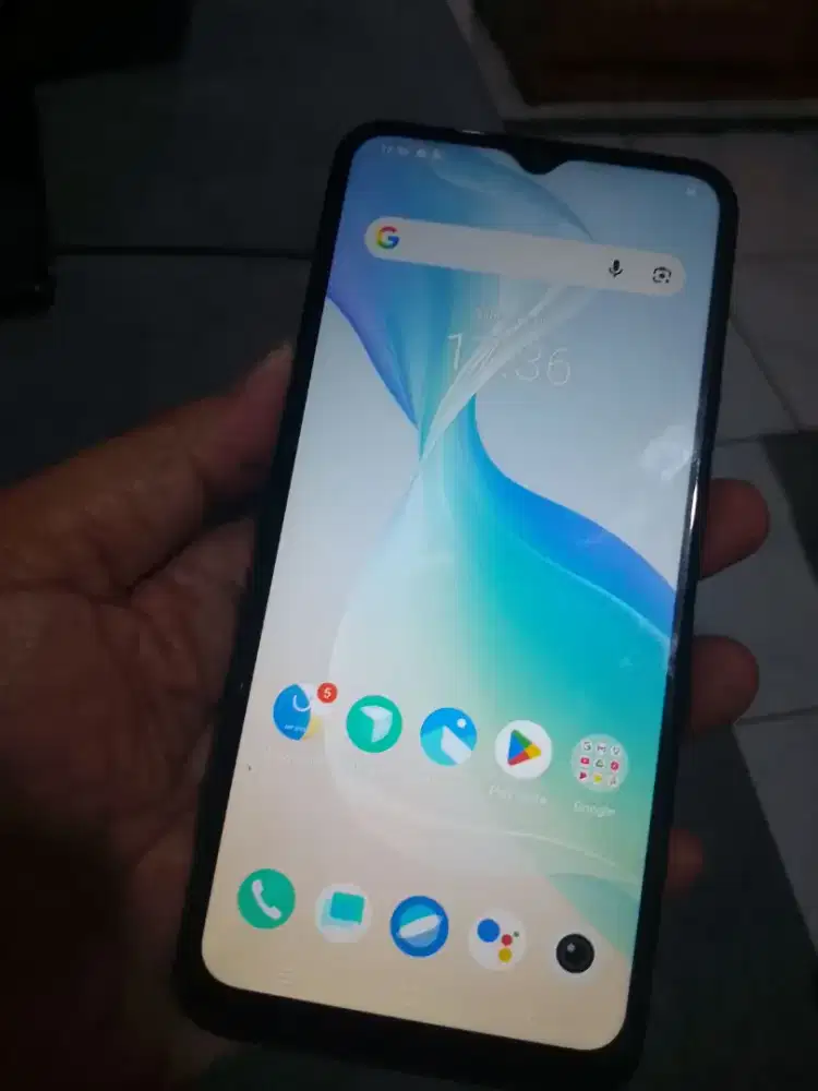 Vivo y33t.. 8+3/128.. spek mantaap boss