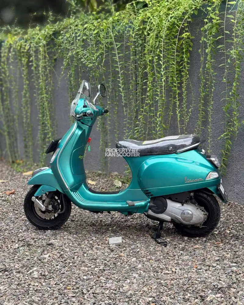VESPA LX 150 3V 2013 TERMURAH