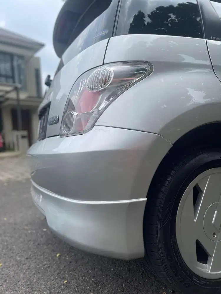 Toyota ist 2004 Bensin