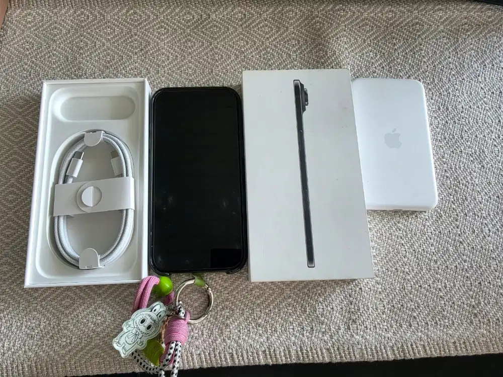 Iphone 17 Air, Black, 256GB, Mulus, Include MagSafe Battery for Air