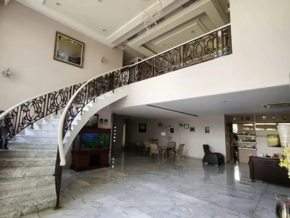 Dijual Rumah Komplek Tanjung Duren 2 Lantai