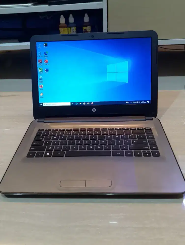 LAPTOP HP AMD A8 QUAD CORE - RAM 8GB - SSD 256GB SIAP PAKAI