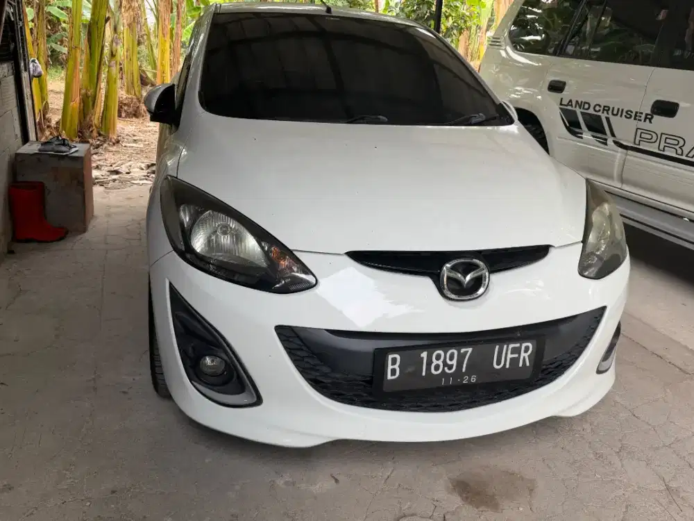 Mazda 2 R 2011 non skydrive