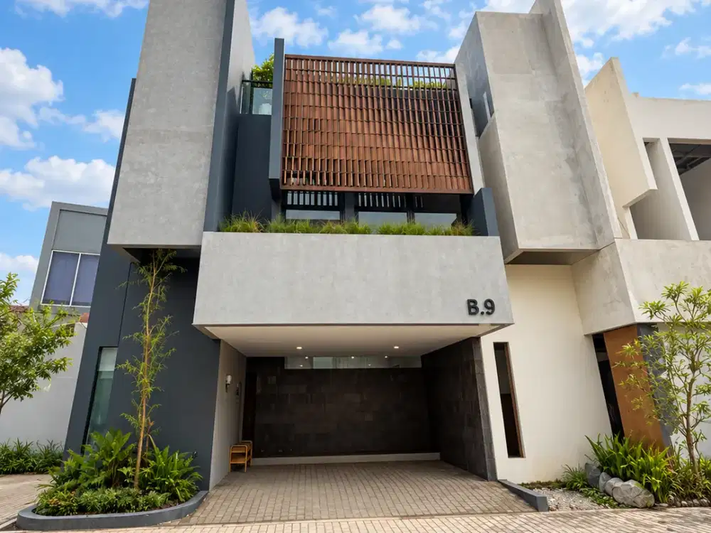 Rumah Modern Brand New Kualitas Terbaik di Cilandak, Lokasi Premium