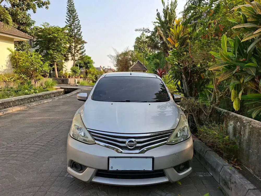Nissan Grand livina 2013 Bensin