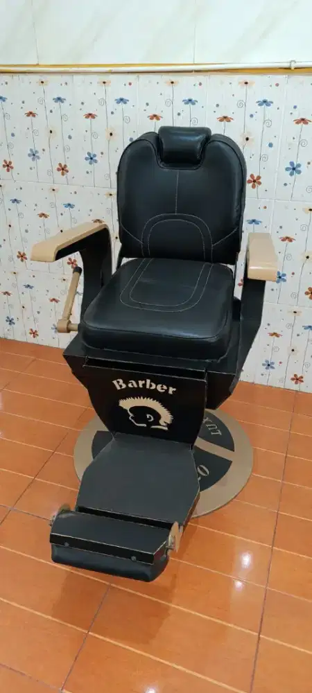 Kursi Barbershop Mulus