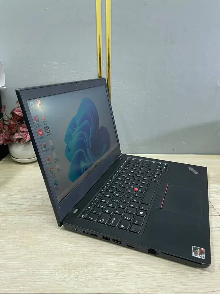 LAPTOP LENOVO L14  RYZEN 3-4450 8/256 LAYAR 14 INCH *ET