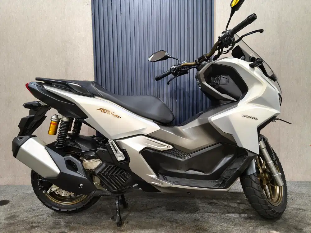 ADV 160 ABS 2025 istimewa mulus terawat siap pakai...