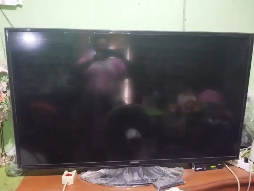 Tv Samsung 50 inci