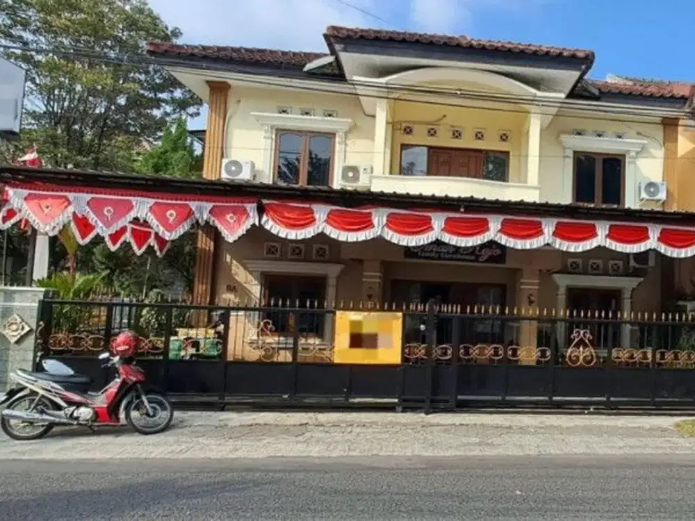 Rumah Besar Disewakan di Seturan, belakang kampus UPN Jogja - IS