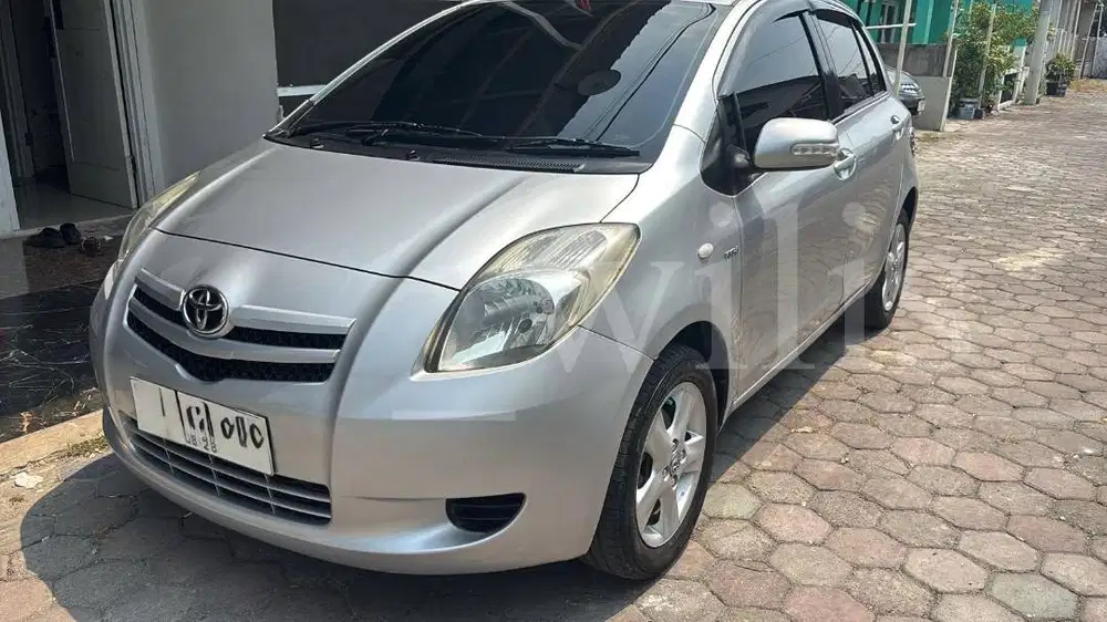 Dijual Toyota Yaris 2008 E M/T pemakaian pribadi Plat W