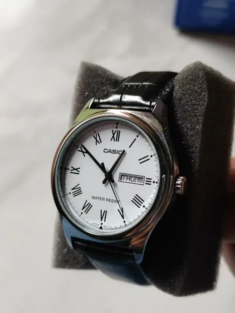 Di jual jam tangan merek casio