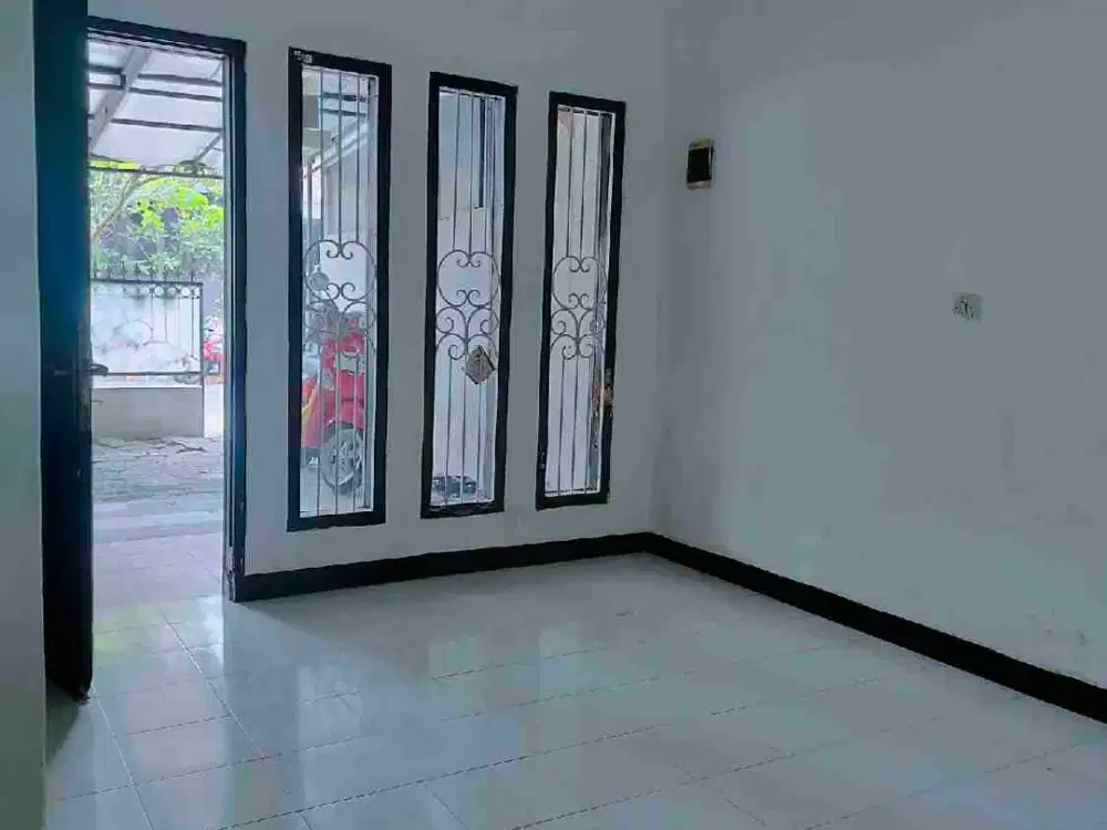 SEWA RUMAH 2LANTAI PER 6 BLN STRATEGIS GRAHA PRIMA RANCABOLANG 20JT NEGO