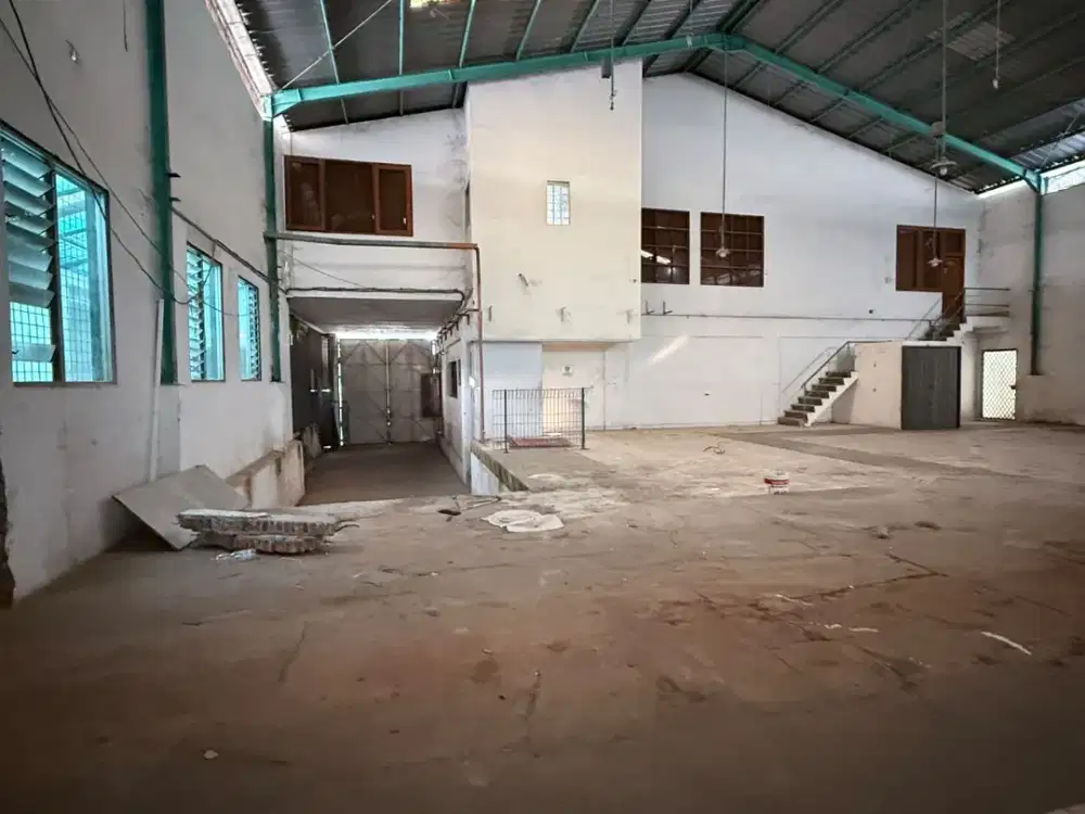 Gudang di Kawasan Industri Candi