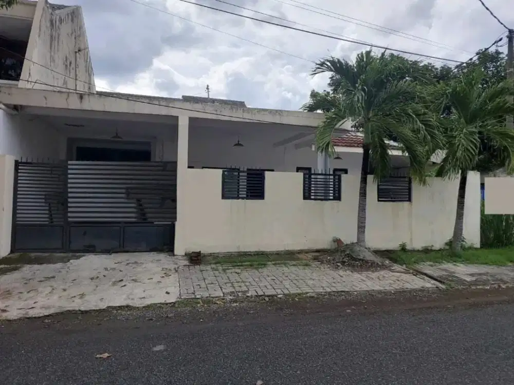 Rumah Ngagel Madya