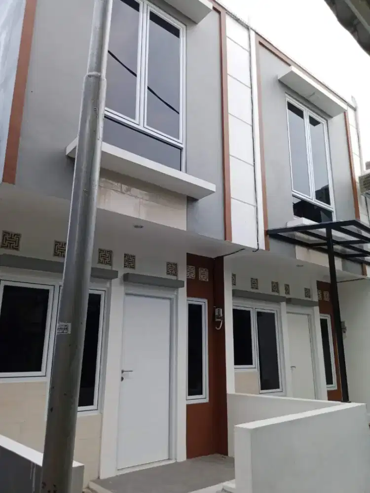 Di jual rumah murah 2 lantai Cipinang jagal jakarta timur