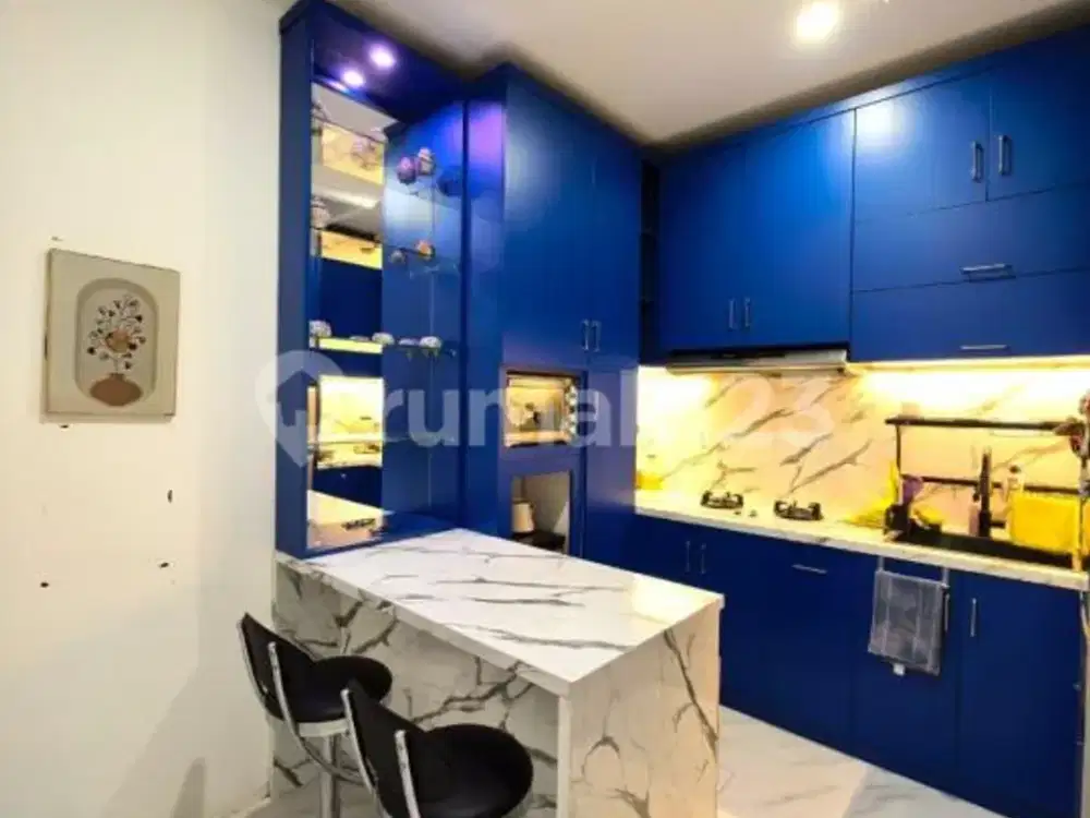 Rumah Bagus Siap Huni Dalam Komplek di Sudirman Bandung