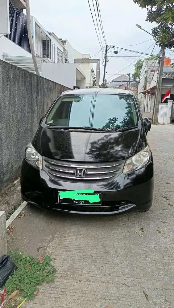 Honda Freed 2012 PSD Tipe Tertinggi Black!