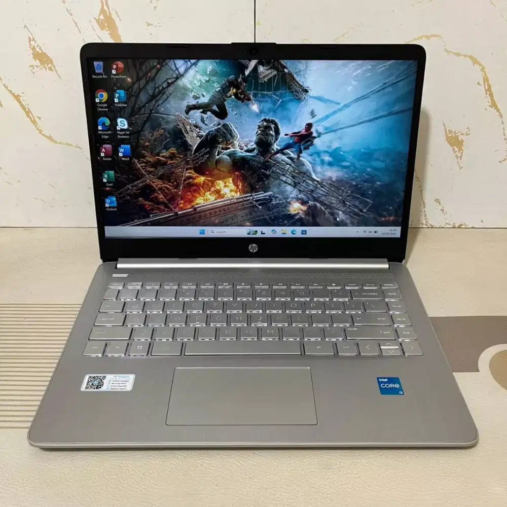 Laptop HP 14s-dq5. Intel Core i3-1215U (8 CPUs), ~1.2GHz