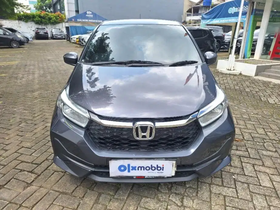 DP MURAH Honda Brio Satya 1.2 E Bensin-AT 2025 Abu-Abu CJKFB