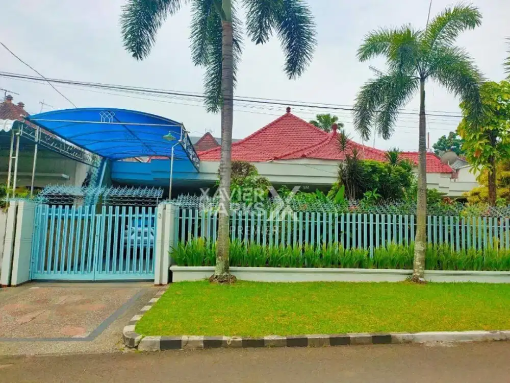 Dijual rumah premium TROPICAL di jalan gunung-gunung, Klojen, Malang [YS]