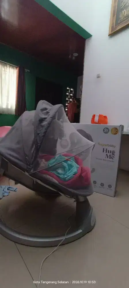 Bouncer ayunan elektrik