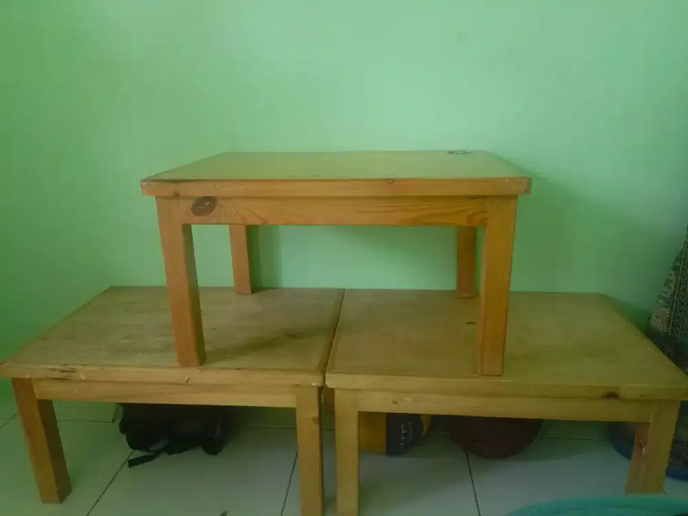 Meja bahan kayu jati belanda