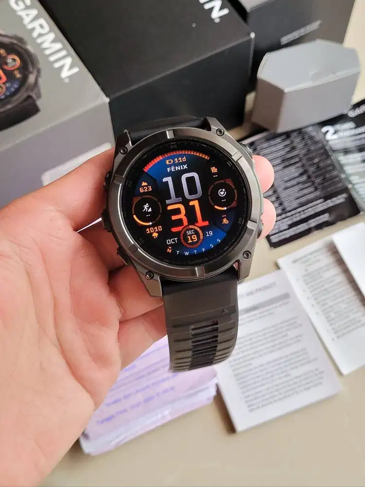 GARMIN FENIX 8 Amoled 51mm Sapphire Titanium Carbon Gray Garansi Resmi