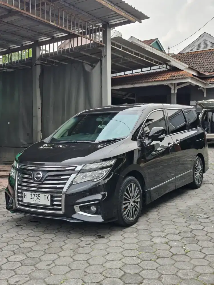 Nissan ELGRAND 2.5 HWS FACELIFT Automatic Tahun 2013