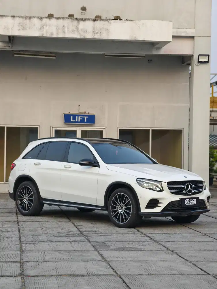 TERMURAH ODO 21RB !! MERCY GLC200 AMG NIGHT EDITION 2019 AT MDL 2020