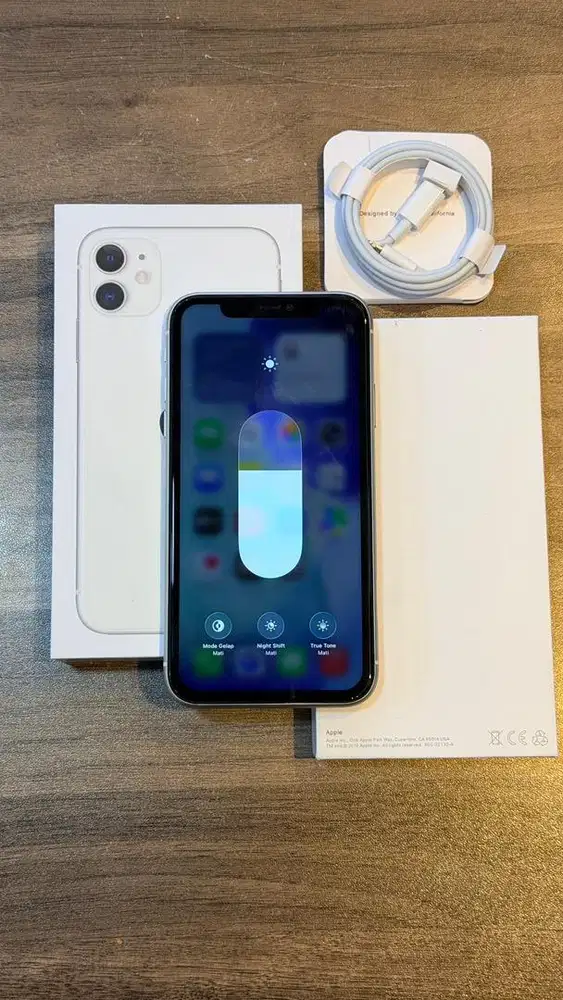 Iphone 11 White 256GB Resmi Ibox Mulus Lengkap